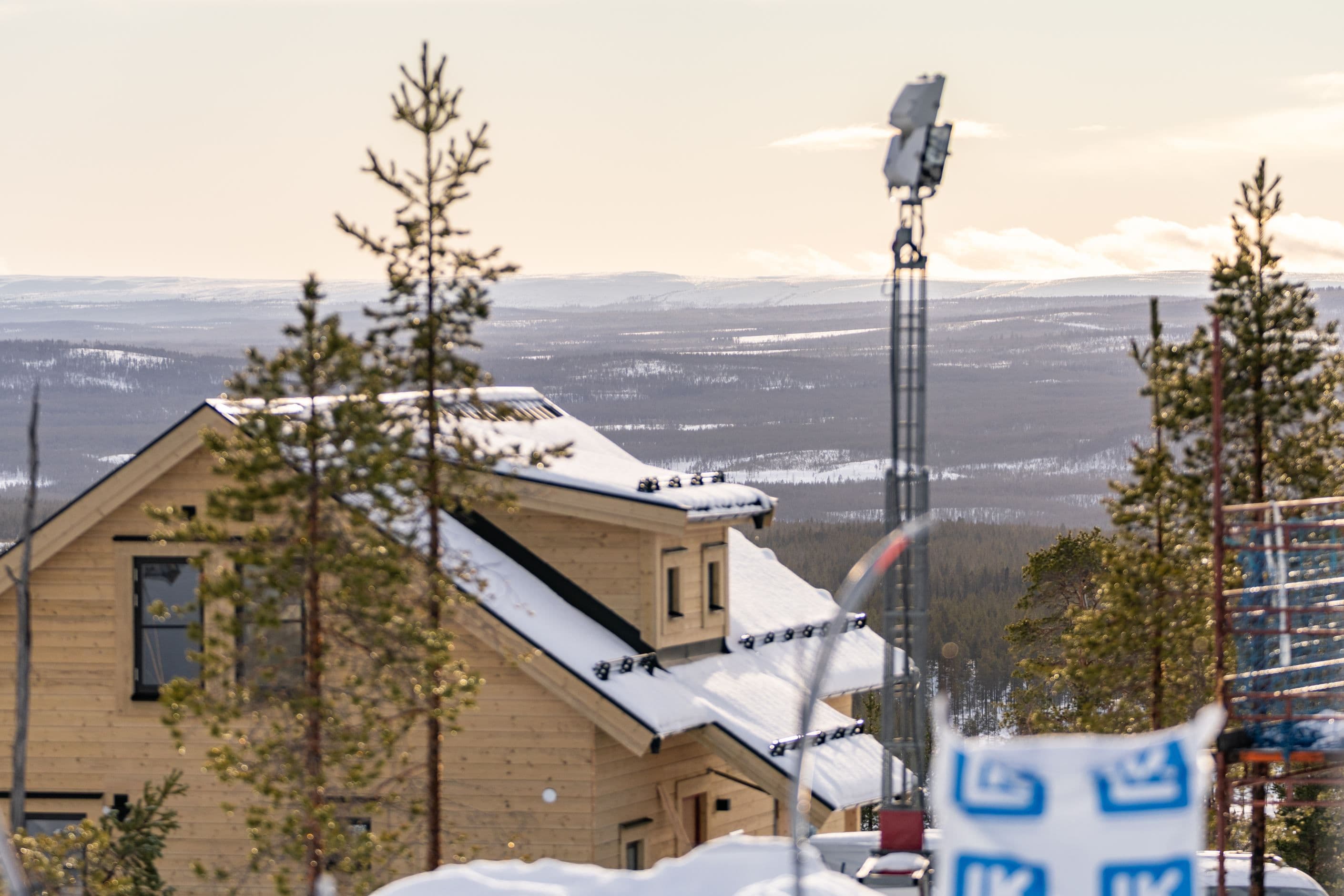 Vy från området (fjällvilla på bilden)