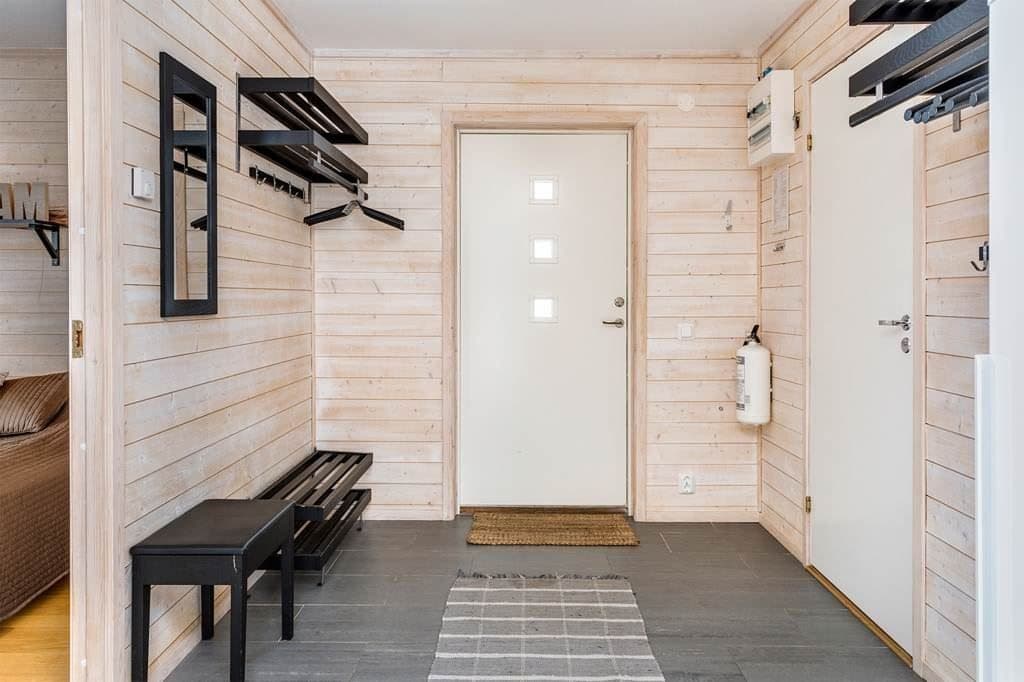 Hall mot entrédörr