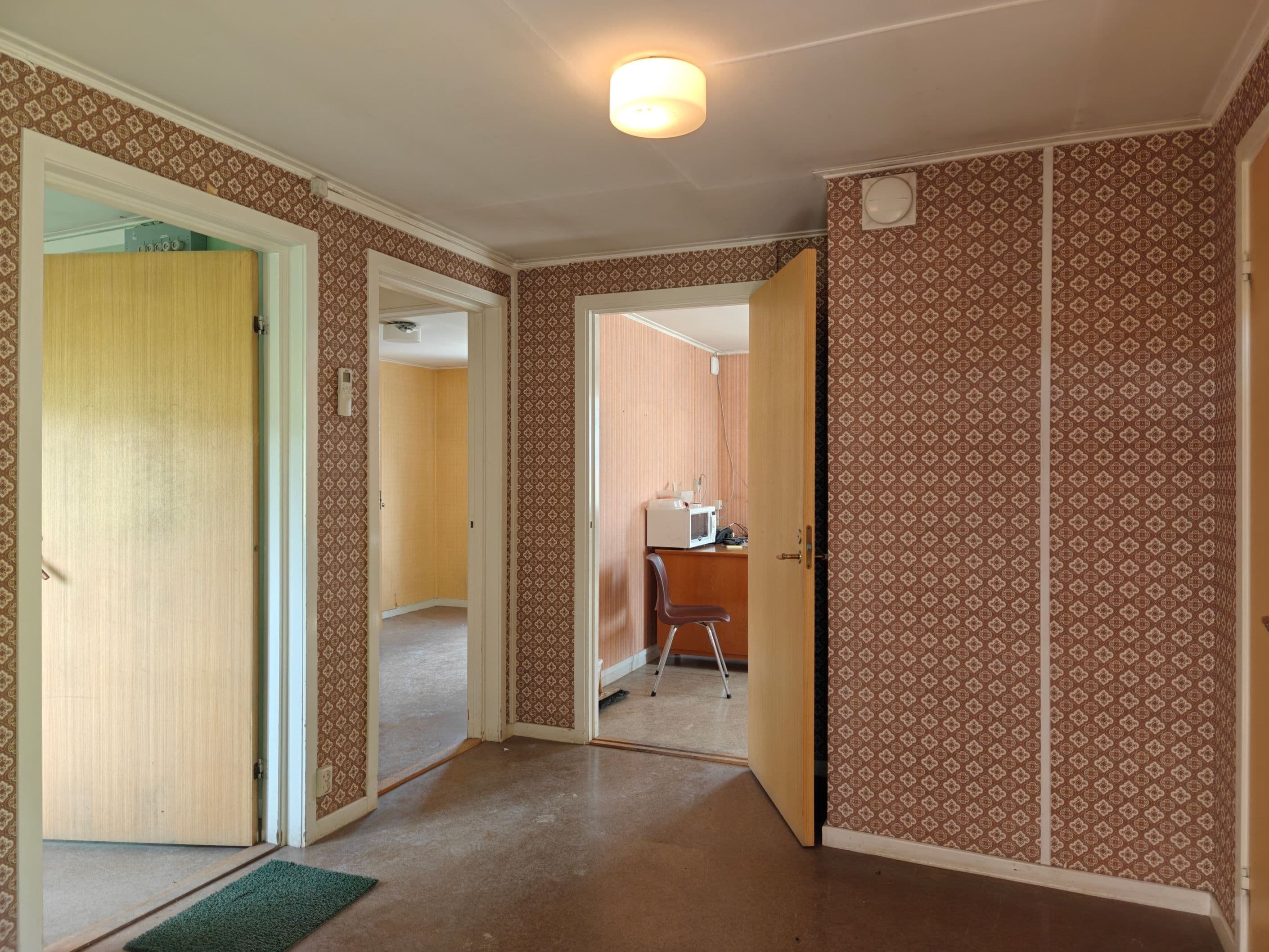Hall